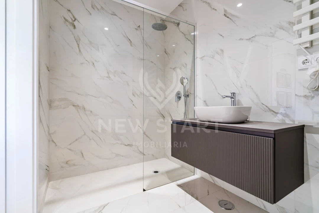 Apartamento T2 para Venda em Pechão Foto 16