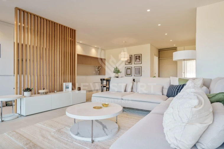 Apartamento T2 para Venda em Pechão Foto 3