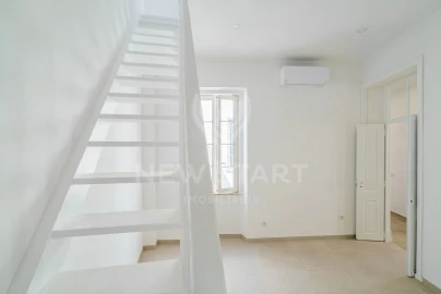 Moradia T4 para Venda em Olhão