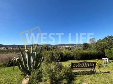 Moradia T2 para Venda em Enxara do Bispo, Gradil e Vila Franca do Rosário