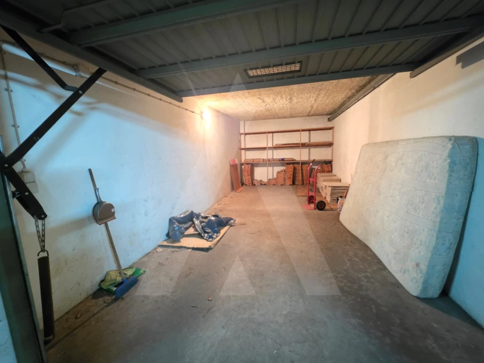 Garagem para Arrendamento em Esgueira Foto 6
