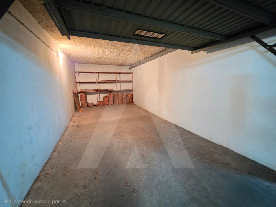 Garagem para Arrendamento em Esgueira Foto 2