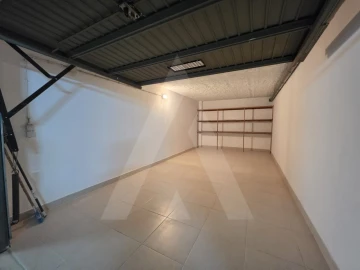 Garagem para Arrendamento em Esgueira