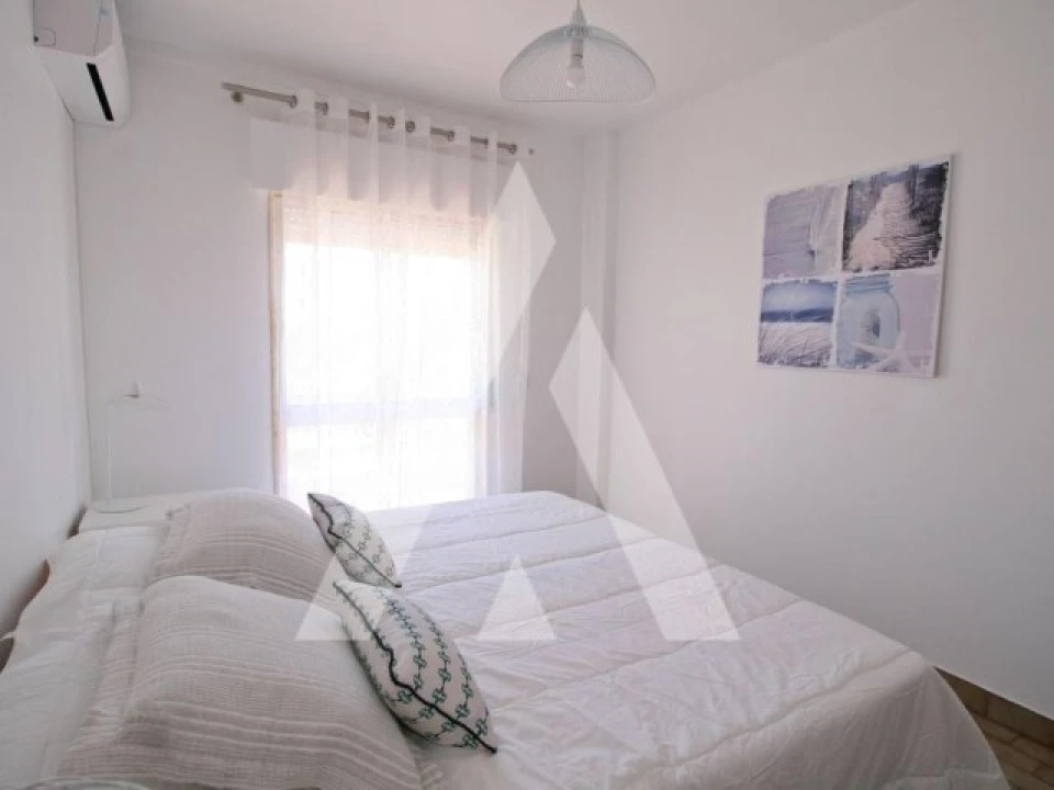 Apartamento T1 para Arrendamento em Quarteira Foto 24