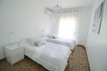 Apartamento T1 para Arrendamento em Quarteira