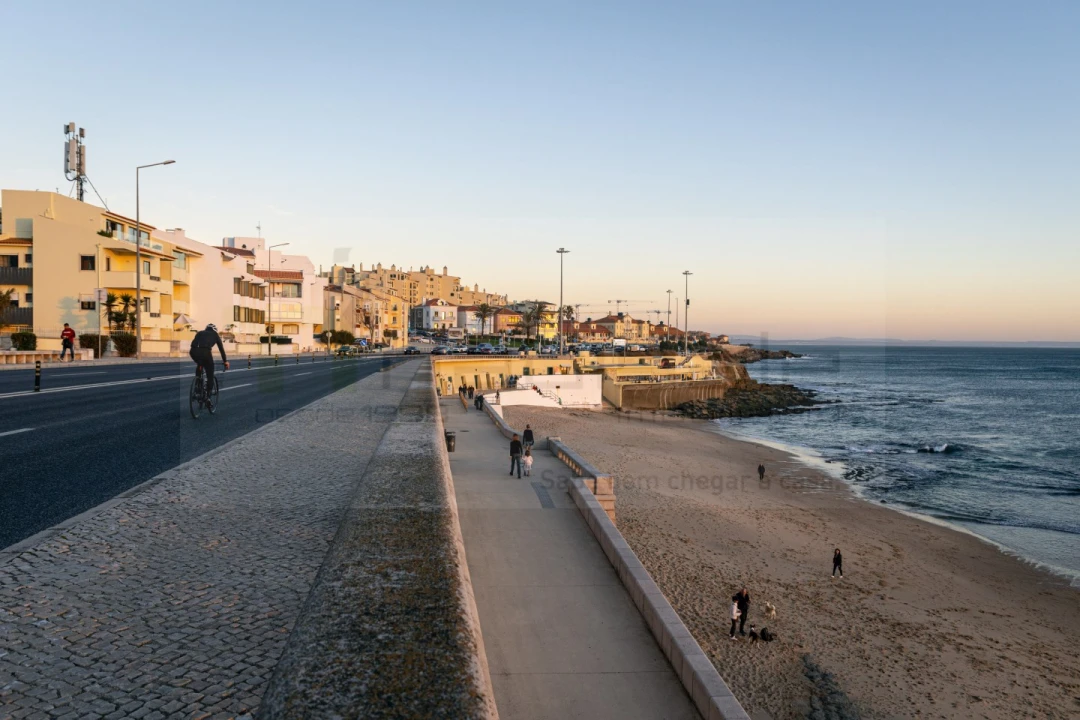 Apartamento T2 para Venda em Carcavelos e Parede Foto 18