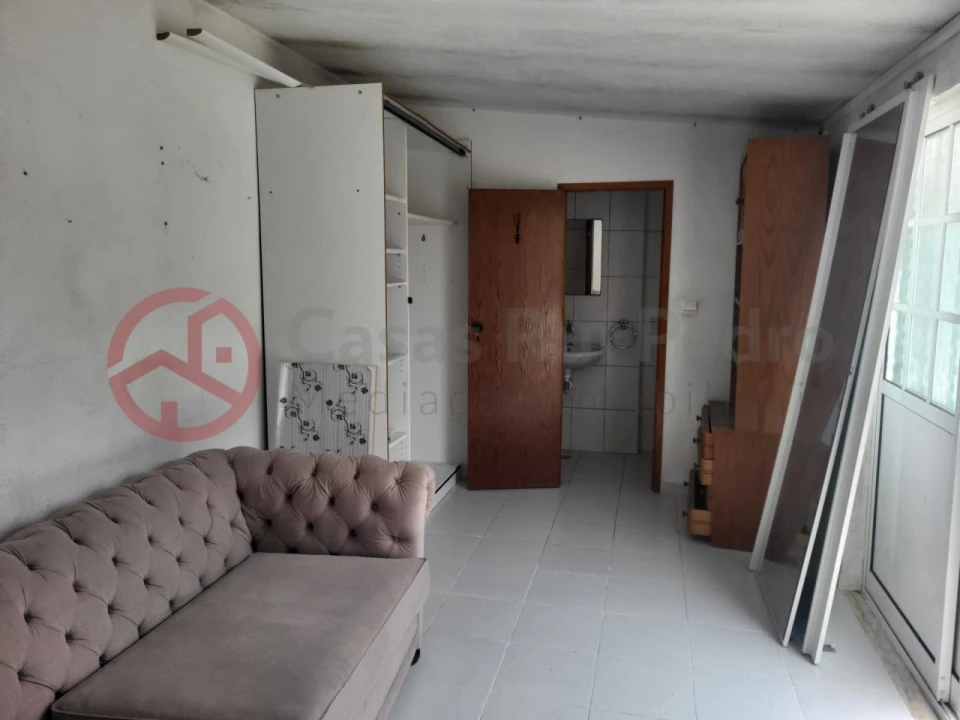 Moradia T5 para Venda em Charneca de Caparica e Sobreda Foto 7