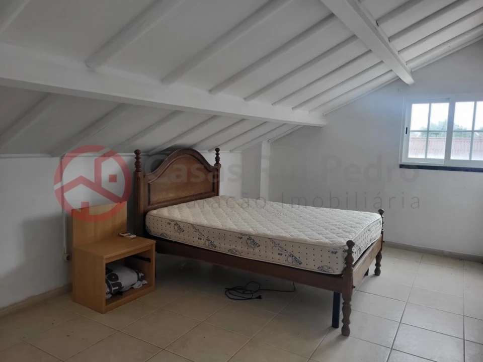 Moradia T5 para Venda em Charneca de Caparica e Sobreda Foto 12