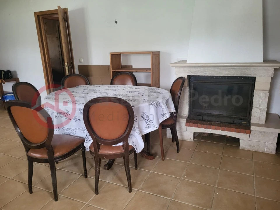 Moradia T5 para Venda em Charneca de Caparica e Sobreda Foto 15