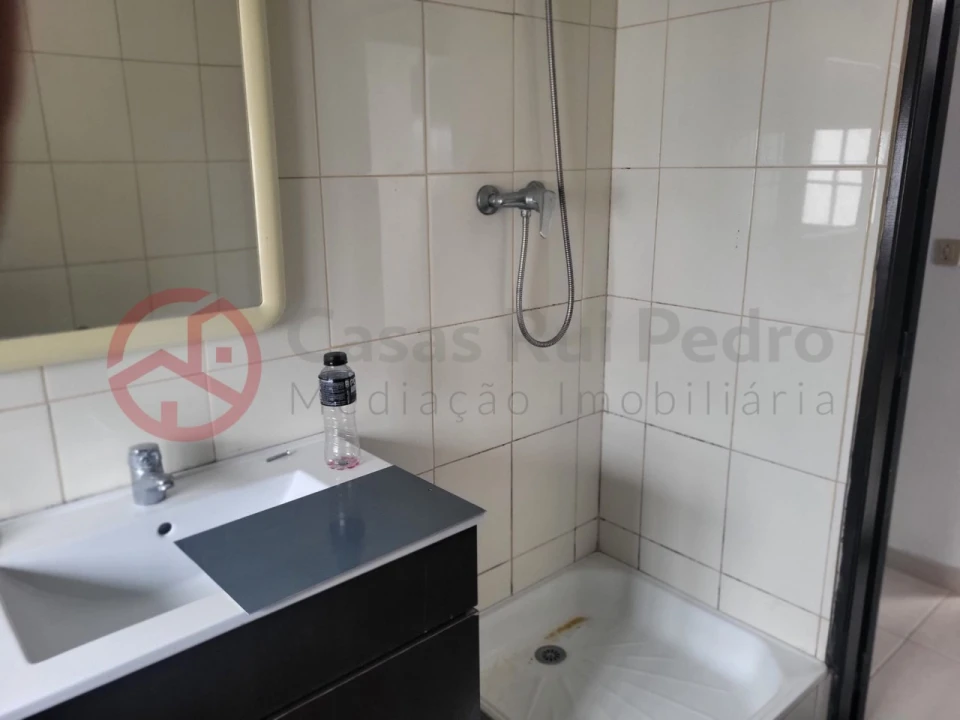 Moradia T5 para Venda em Charneca de Caparica e Sobreda Foto 29