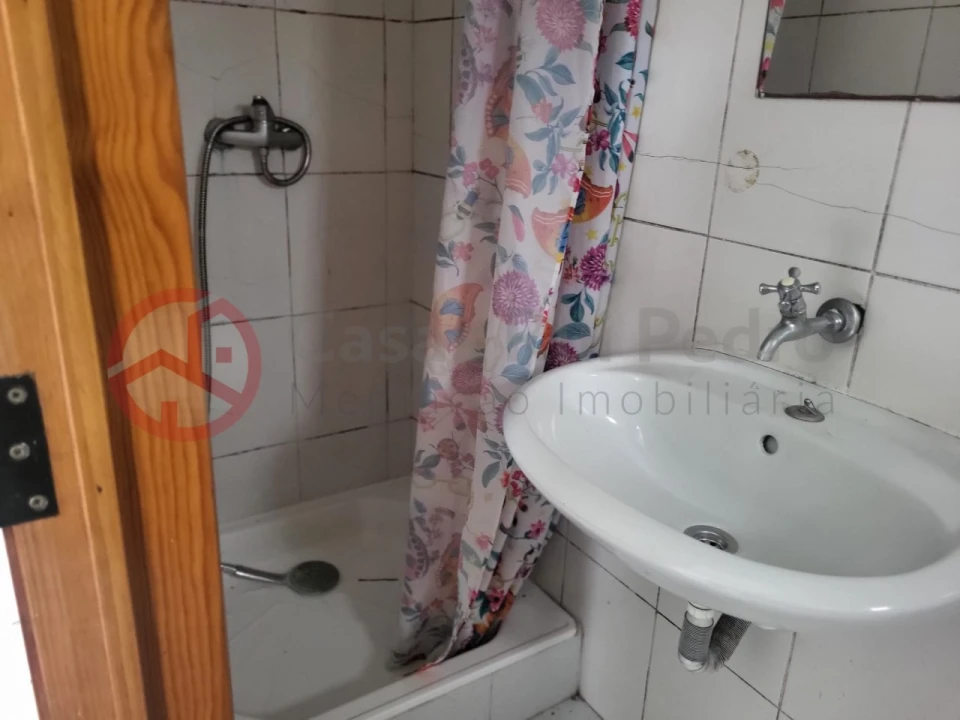 Moradia T5 para Venda em Charneca de Caparica e Sobreda Foto 30