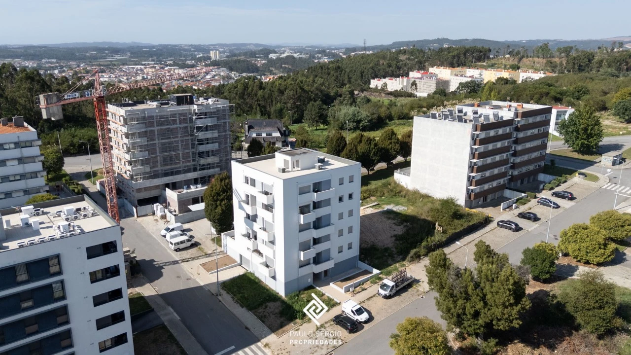 Apartamento T3 para Venda em Ermesinde Foto 3