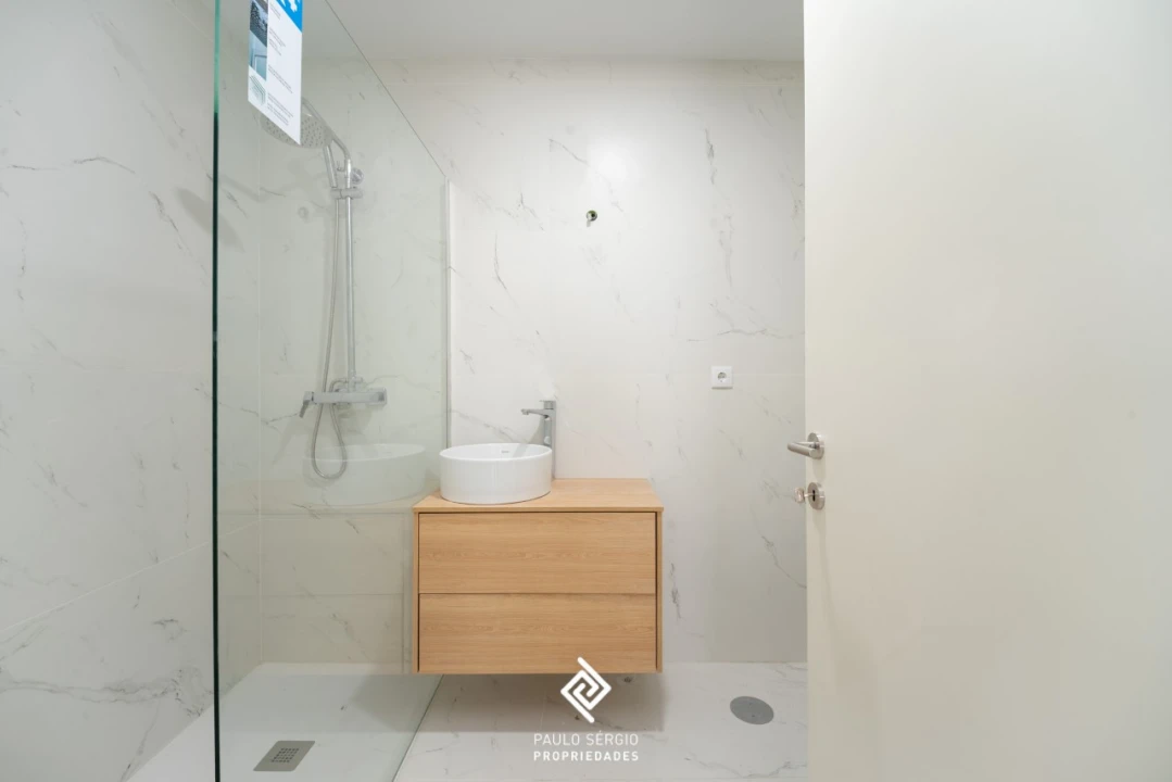 Apartamento T3 para Venda em Ermesinde Foto 17