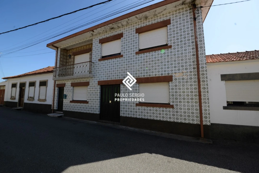 Moradia T3 para Venda em Paramos Foto 9