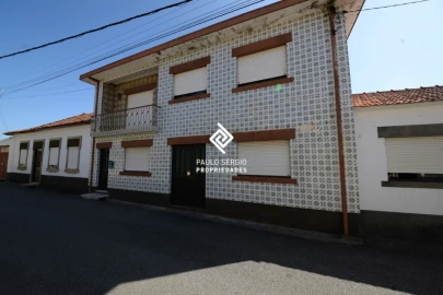 Moradia T3 para Venda em Paramos