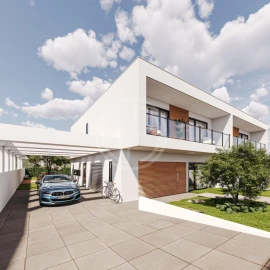 Moradia T4 para Venda em Estômbar e Parchal