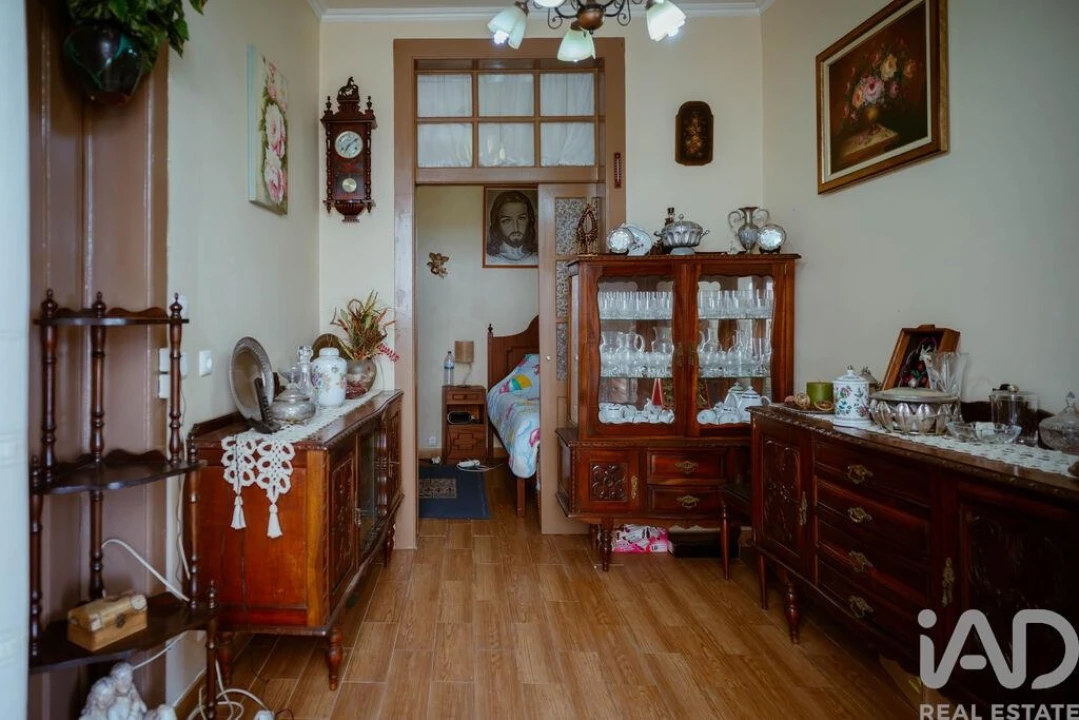 Apartamento T2 para Venda em Santa Maria Maior Foto 2