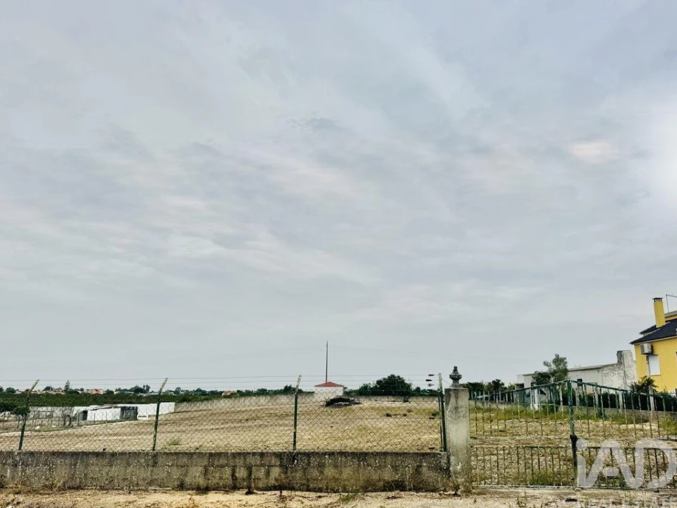 Terreno para Venda em Pinhal Novo Foto 1
