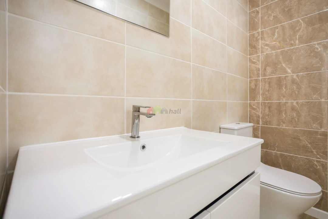 Apartamento T1 para Venda em Quinta do Conde Foto 17