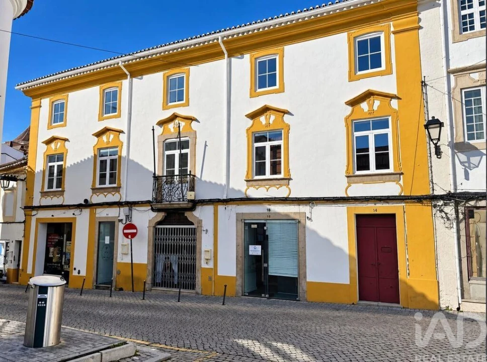 Moradia para Venda em Ribeira de Nisa e Carreiras Foto 1