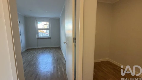 Apartamento T3 para Arrendamento em Avenidas Novas