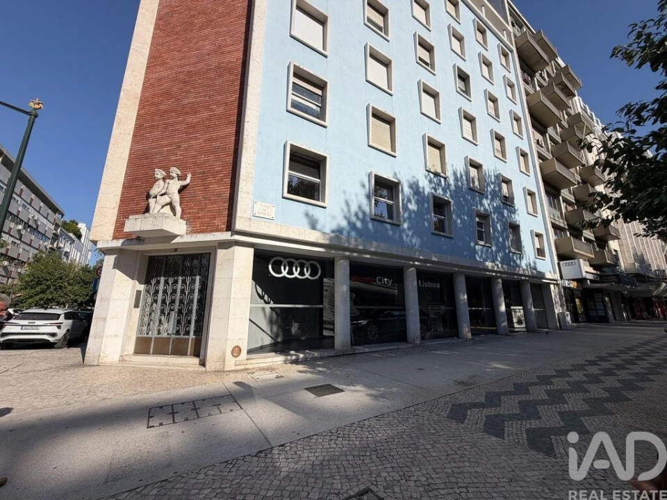 Apartamento T3 para Arrendamento em Avenidas Novas Foto 19