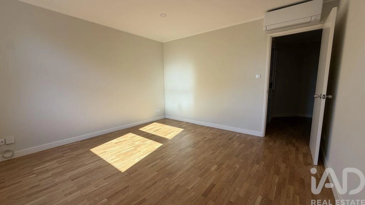 Apartamento T3 para Arrendamento em Avenidas Novas Foto 3
