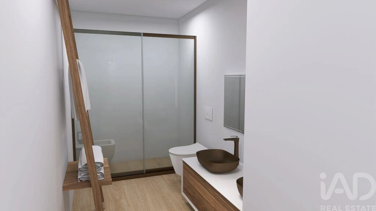 Apartamento T2 para Venda em Corroios Foto 8