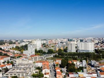 Apartamento T3 para Venda em Lordelo do Ouro e Massarelos