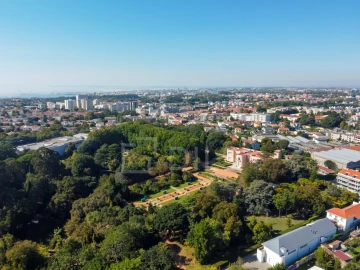 Apartamento T3 para Venda em Lordelo do Ouro e Massarelos