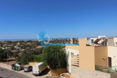 Moradia T2 para Arrendamento em Albufeira e Olhos de Água