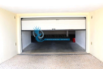 Moradia T2 para Arrendamento em Albufeira e Olhos de Água