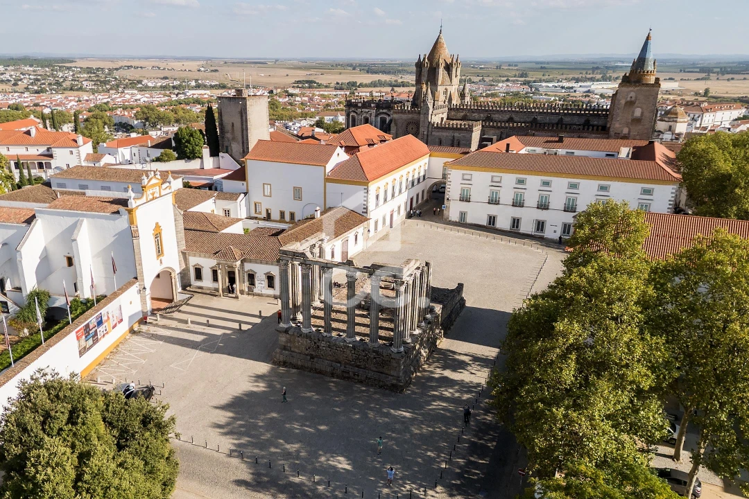 Moradia T2 para Arrendamento em Évora (São Mamede, Sé, São Pedro e Santo Antão) Foto 22