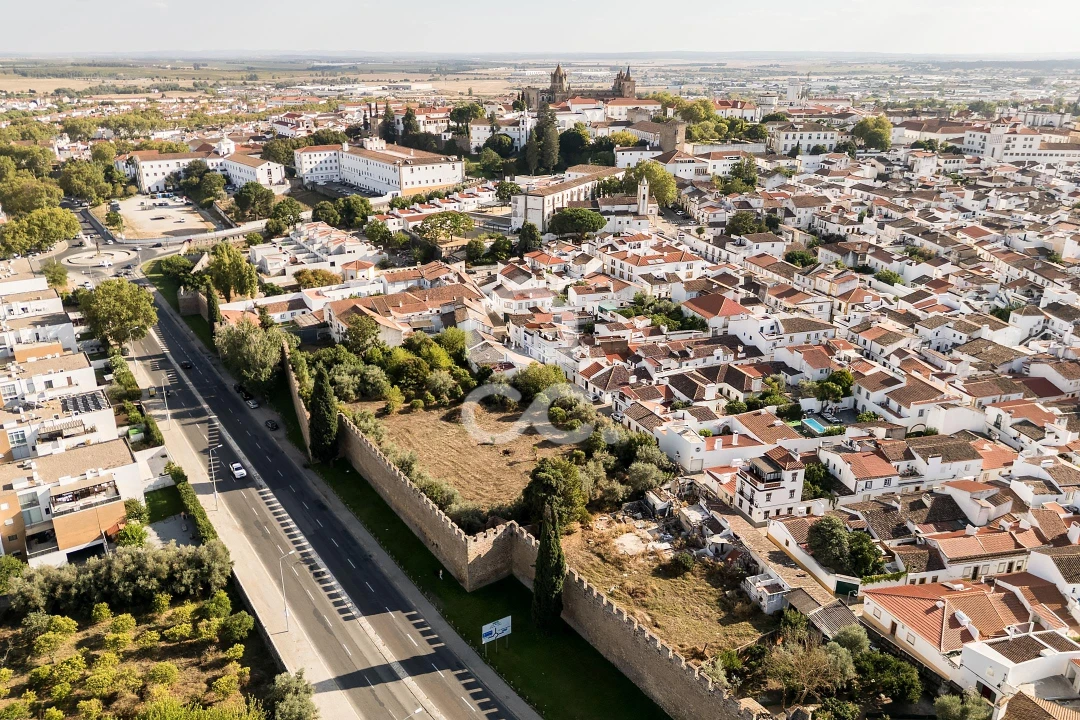 Moradia T2 para Arrendamento em Évora (São Mamede, Sé, São Pedro e Santo Antão) Foto 25
