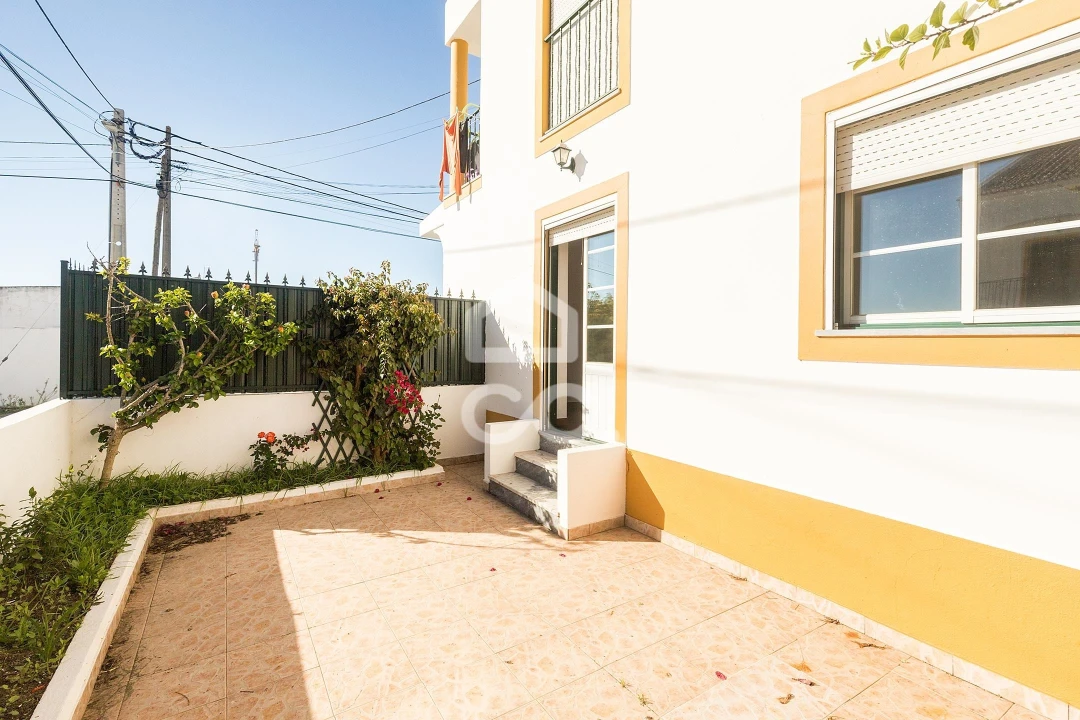 Moradia T2 para Arrendamento em Malagueira e Horta das Figueiras Foto 12
