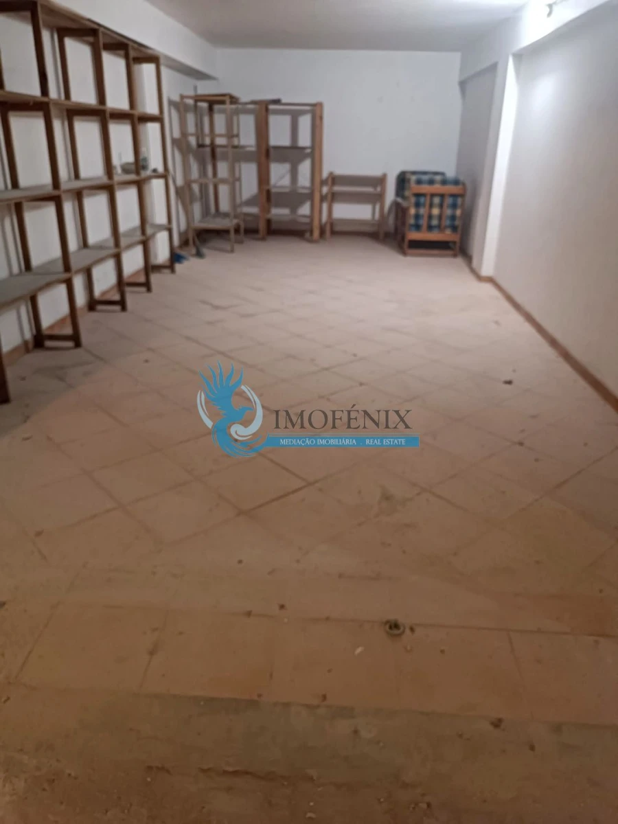 Garagem para Venda em Albufeira e Olhos de Água Foto 2