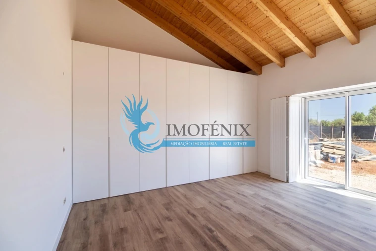 Moradia T2 para Venda em São Bartolomeu de Messines Foto 17