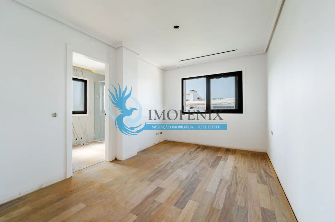Apartamento T2 para Venda em Albufeira e Olhos de Água Foto 8