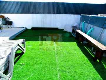 Moradia T1 para Venda em Fernao Ferro