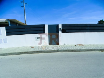 Moradia T1 para Venda em Fernao Ferro