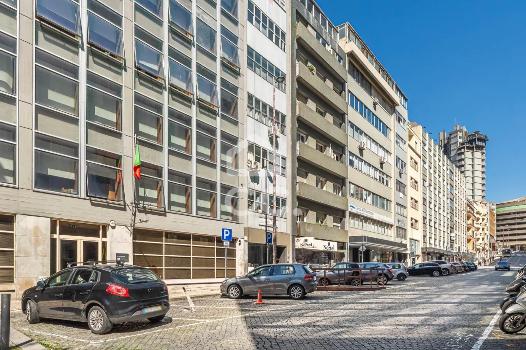 Apartamento para Venda em Cedofeita, Santo Ildefonso, Sé, Miragaia, São Nicolau e Vitória Foto 19