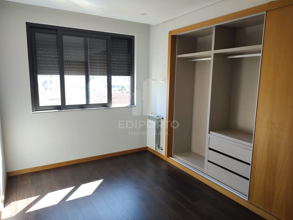 Apartamento T2 para Arrendamento em Cedofeita, Santo Ildefonso, Sé, Miragaia, São Nicolau e Vitória Foto 18