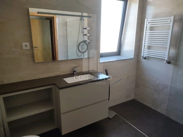 Apartamento T2 para Arrendamento em Cedofeita, Santo Ildefonso, Sé, Miragaia, São Nicolau e Vitória