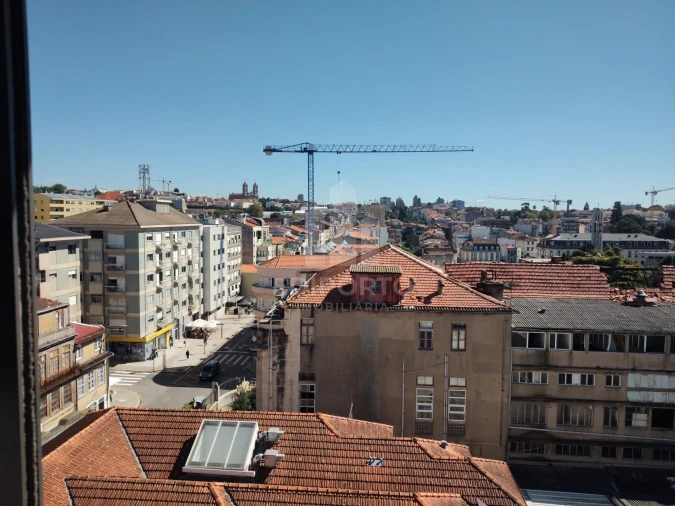 Apartamento T2 para Arrendamento em Cedofeita, Santo Ildefonso, Sé, Miragaia, São Nicolau e Vitória Foto 4