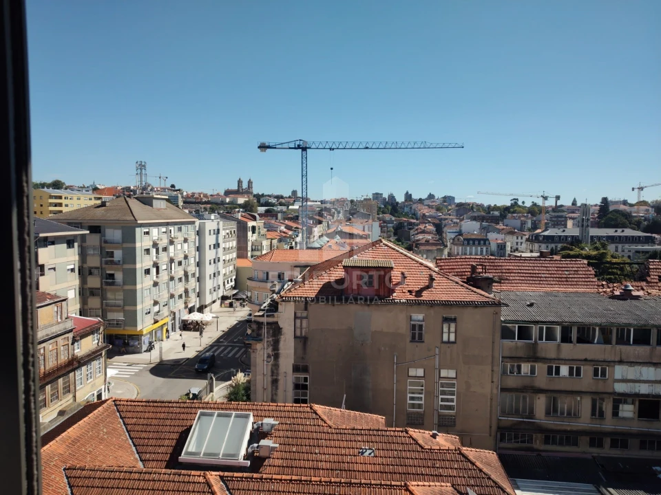 Apartamento T2 para Arrendamento em Cedofeita, Santo Ildefonso, Sé, Miragaia, São Nicolau e Vitória Foto 4
