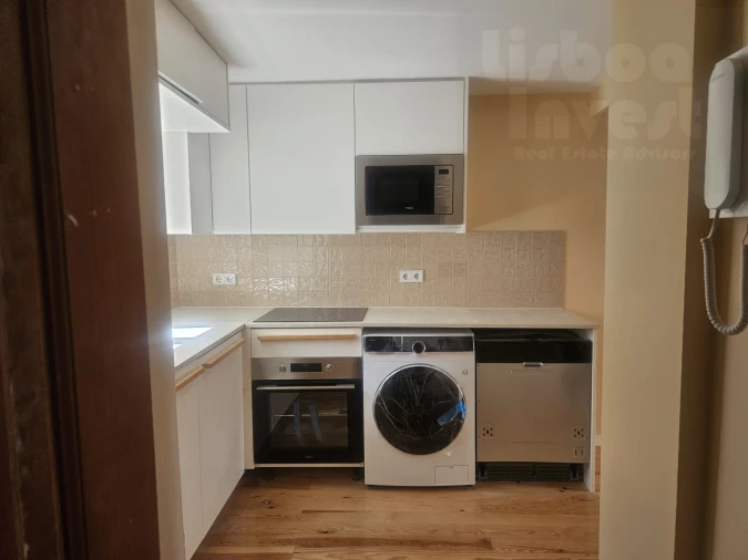Apartamento T1 para Venda em Santa Maria Maior Foto 6