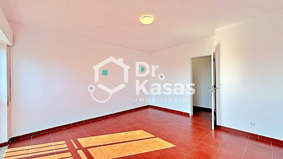 Apartamento T3 para Venda em Montijo e Afonsoeiro Foto 17