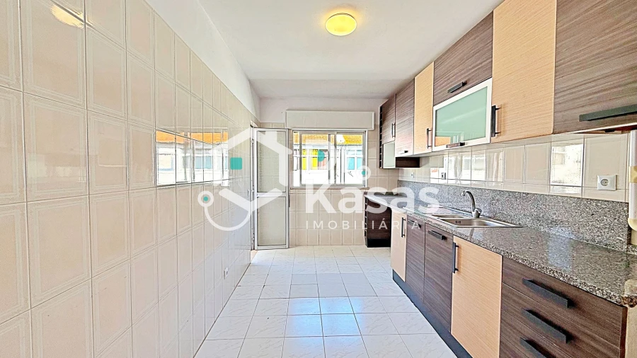 Apartamento T3 para Venda em Montijo e Afonsoeiro Foto 24