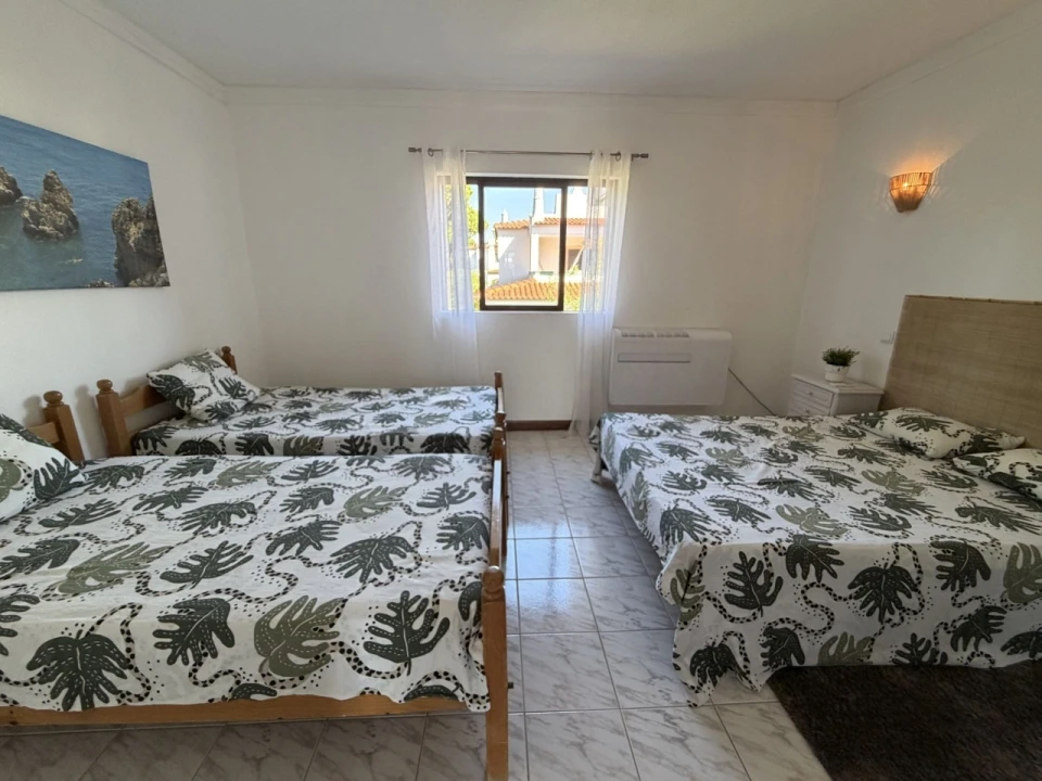 Moradia T3 para Venda em Albufeira e Olhos de Água Foto 6