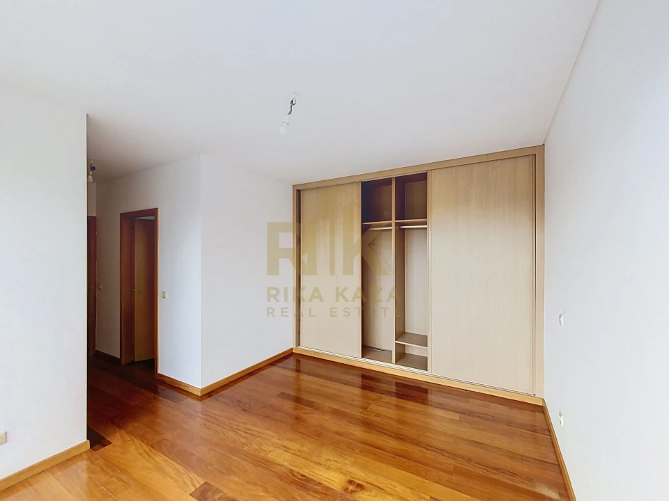 Apartamento T2 para Venda em Santo Antonio Foto 16